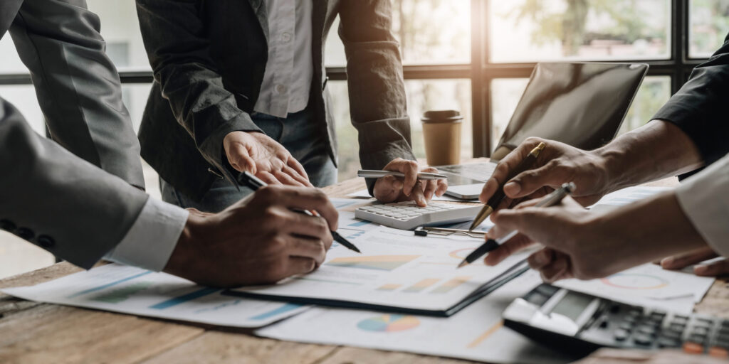 asian business adviser meeting to analyze and disc 2026 01 07 00 49 41 utc scaled.jpg